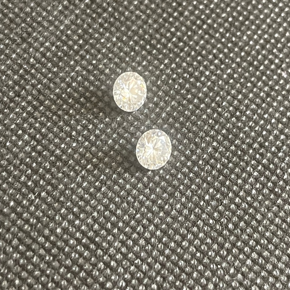 Diamond (Moissanite)